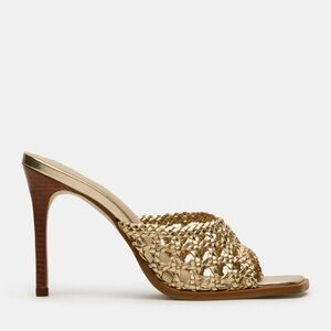 Steve Madden Tikki Gold Leather Sandals